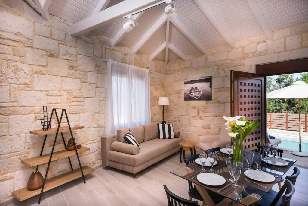 Spilia Village Hotel & Villas