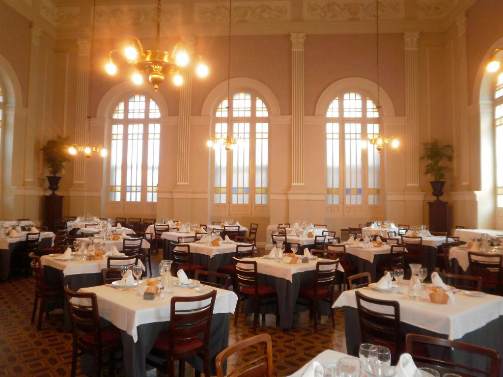Hotel Parque Balneario Termas Pallares