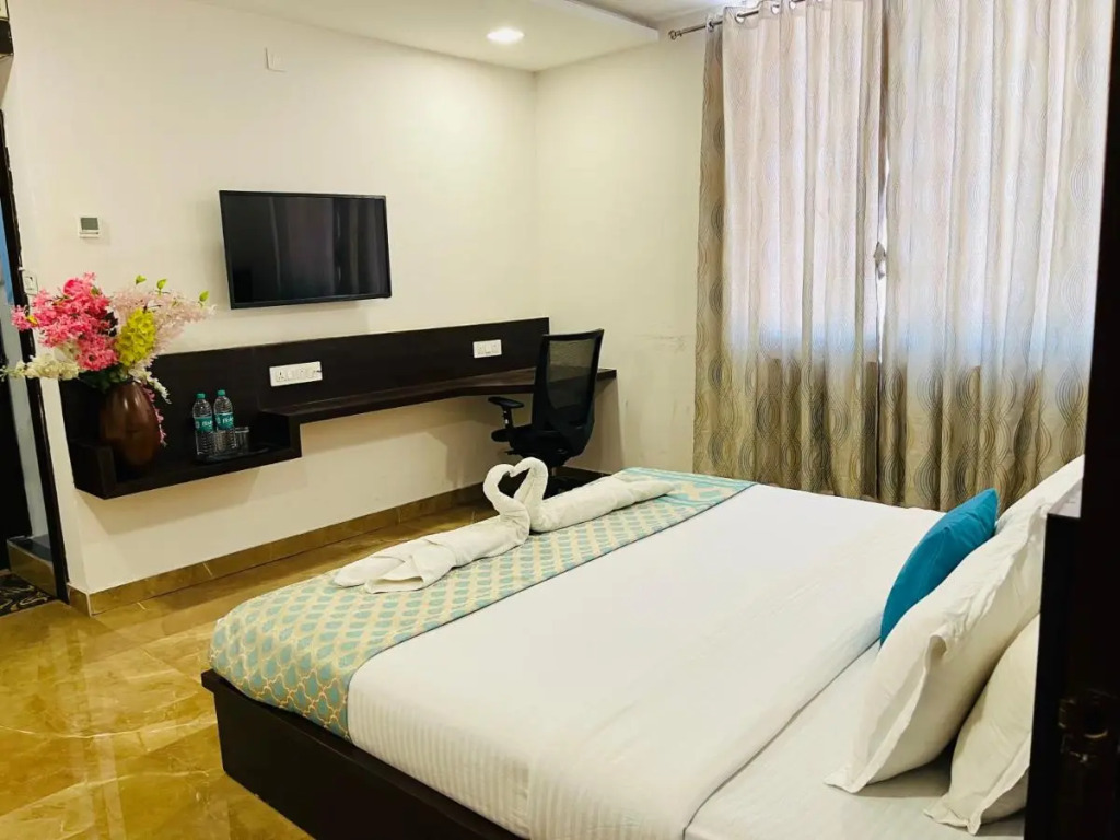 Hotel Elite By Signature Group