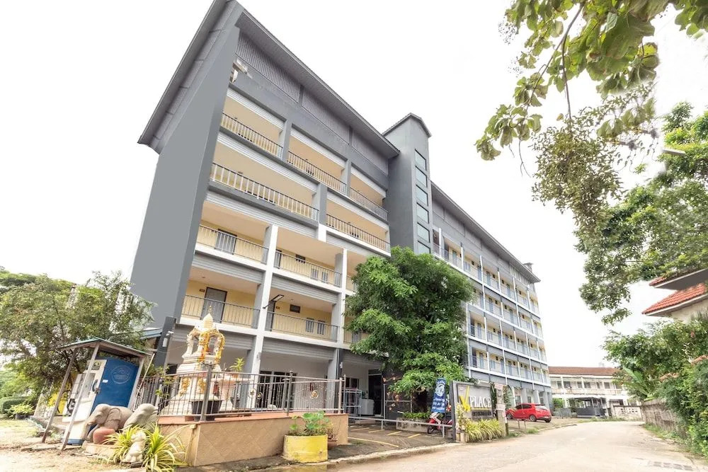 V Place Apartment