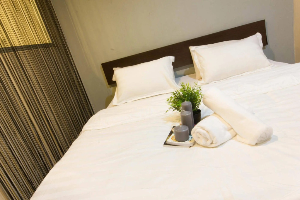 3Top Hotel the Strand