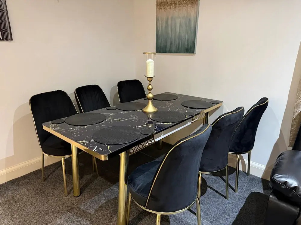 Guildford Court Apartment in Colchester