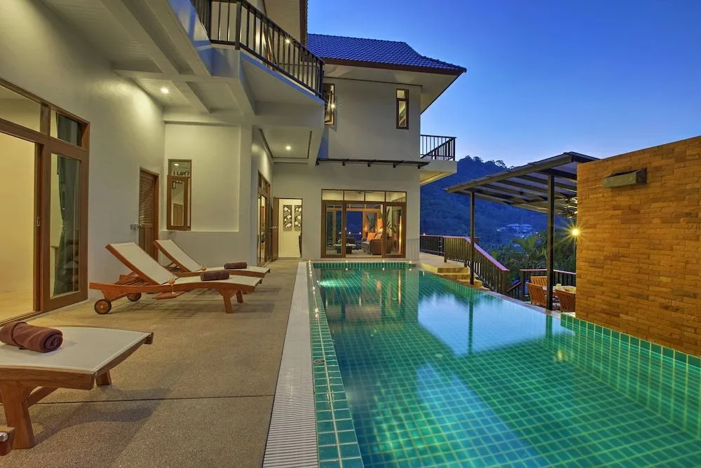 Patong Hill Estate 8