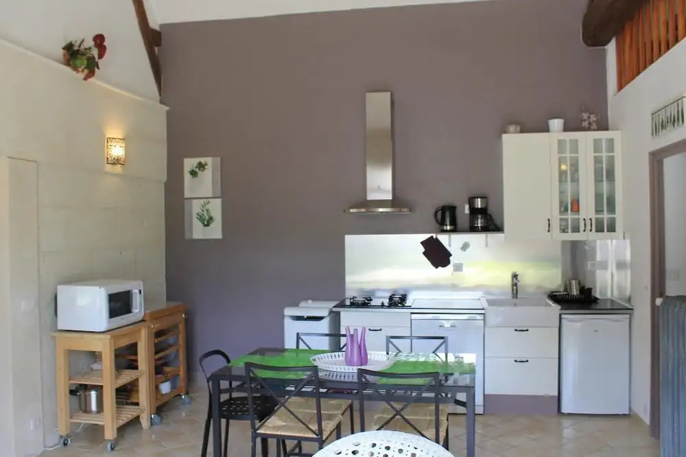 Gîte 5 personnes au calme avec jardin, piscine, proche dAmboise