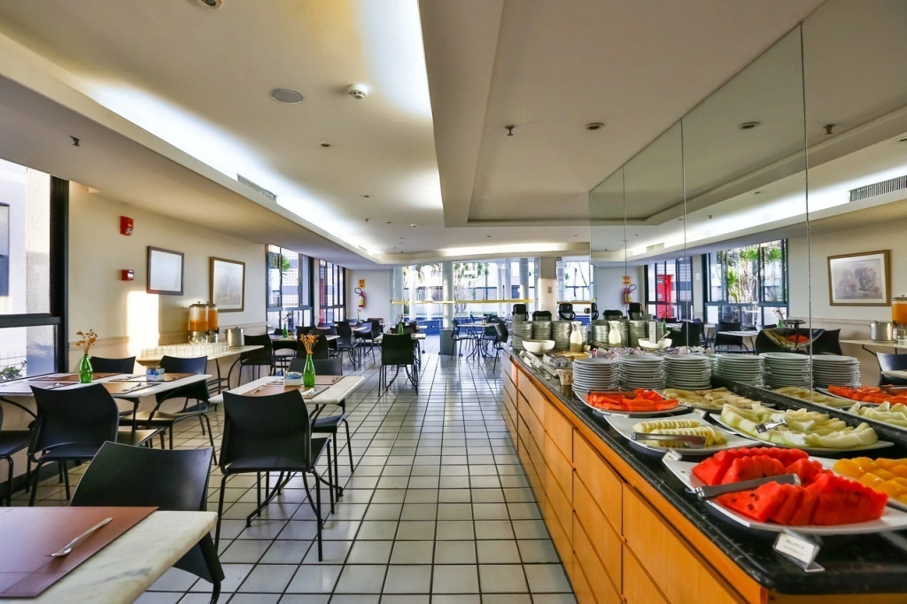 Metropolitan Hotel by Atlantica