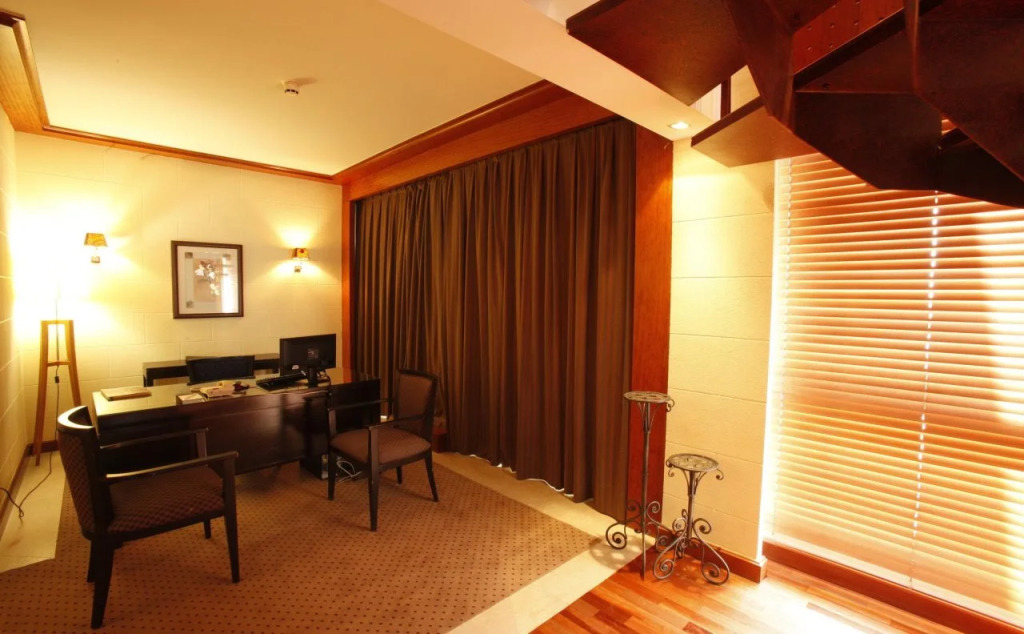 Crowne Plaza Beirut by IHG