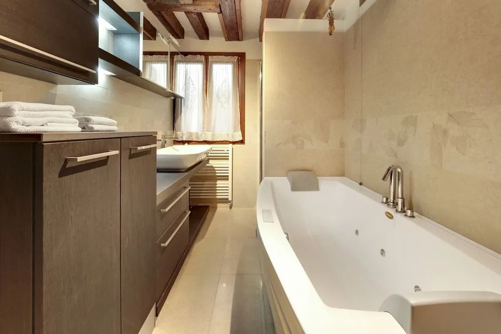 Ca' Patrizia Apartment in Venice