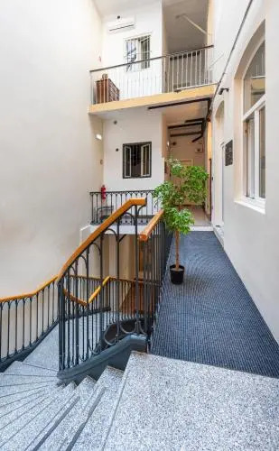 AdHoc Hostel