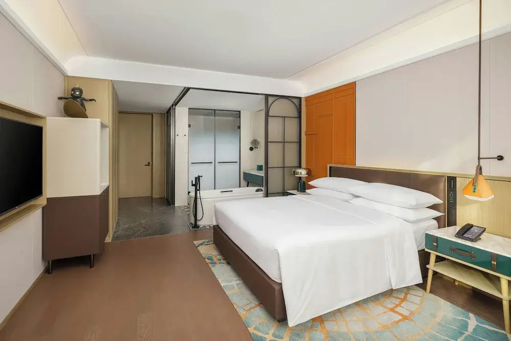 Renaissance Qingdao Hotel