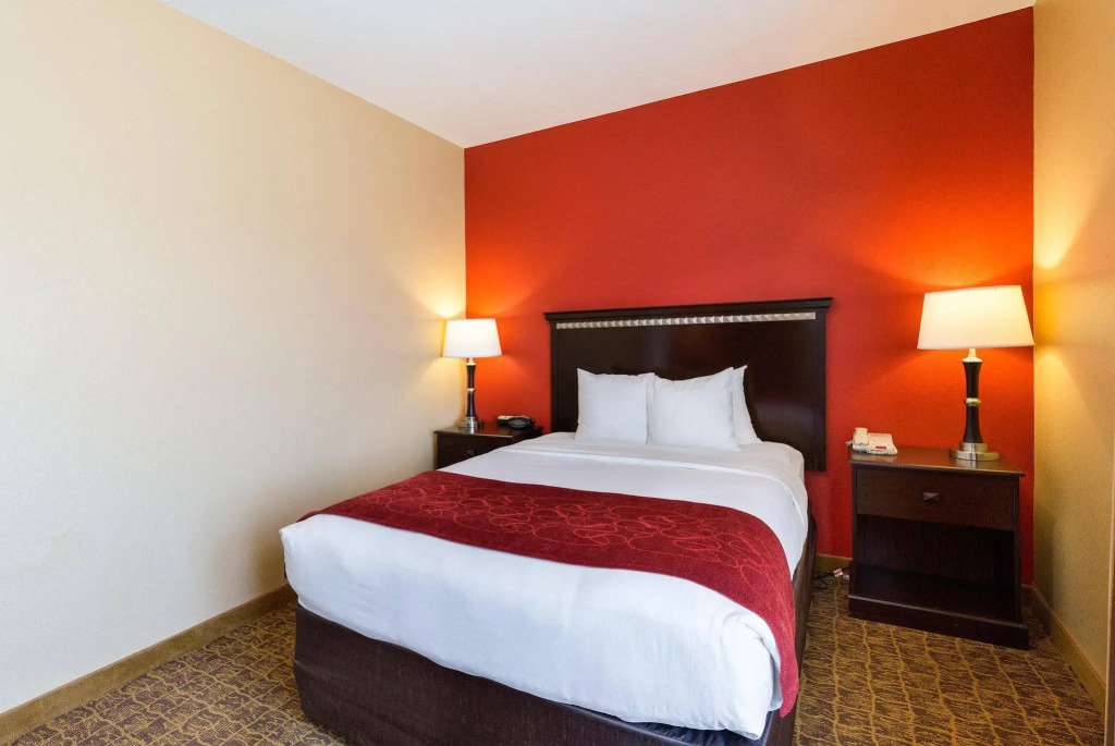 Comfort Suites Pearland
