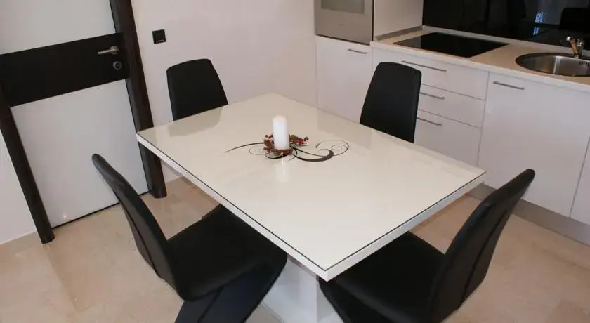 Avema Apartment