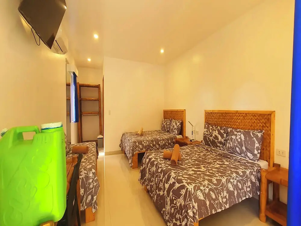 Pili Beach Resort Agmanic