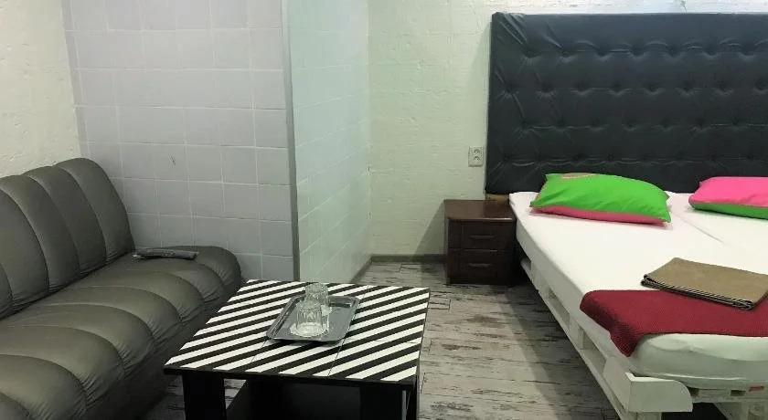 MAMBA HOTEL - готель в укритті