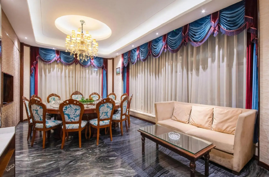 Ying Rong Hotel