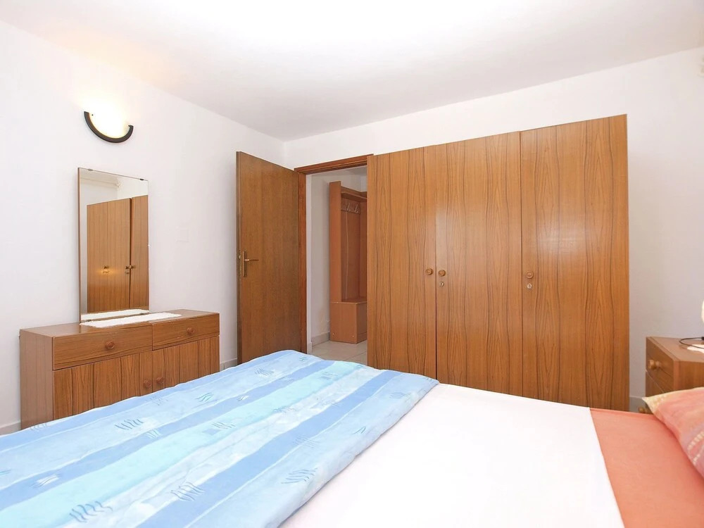 Apartment 939