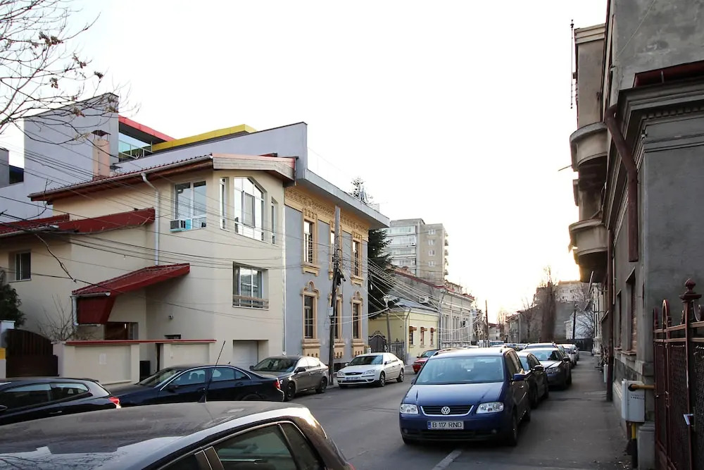 Central Villa