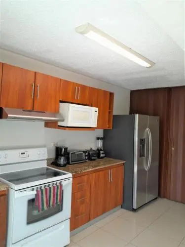 3 BR Condo, Playa y Surf, especial para familias