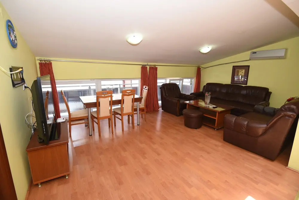Darni Central Apartments