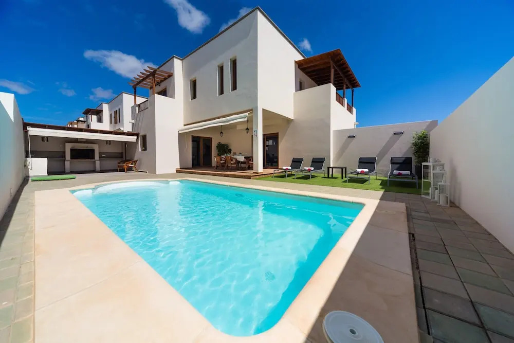 Lighthouse Villa - Private Pool -