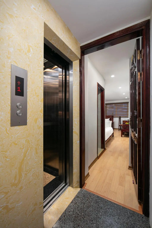 Hanoi Little Hotel
