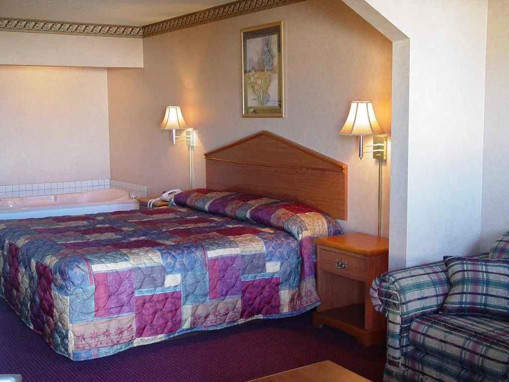Garden Inn & Suites