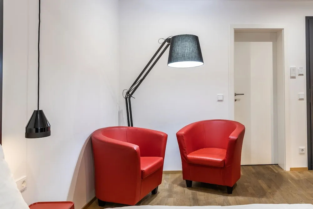Nomad Serviced Apartments