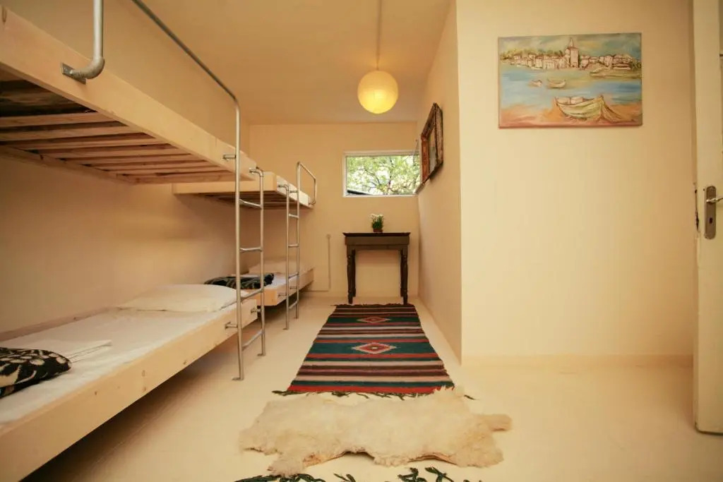 Zig Zag hostel