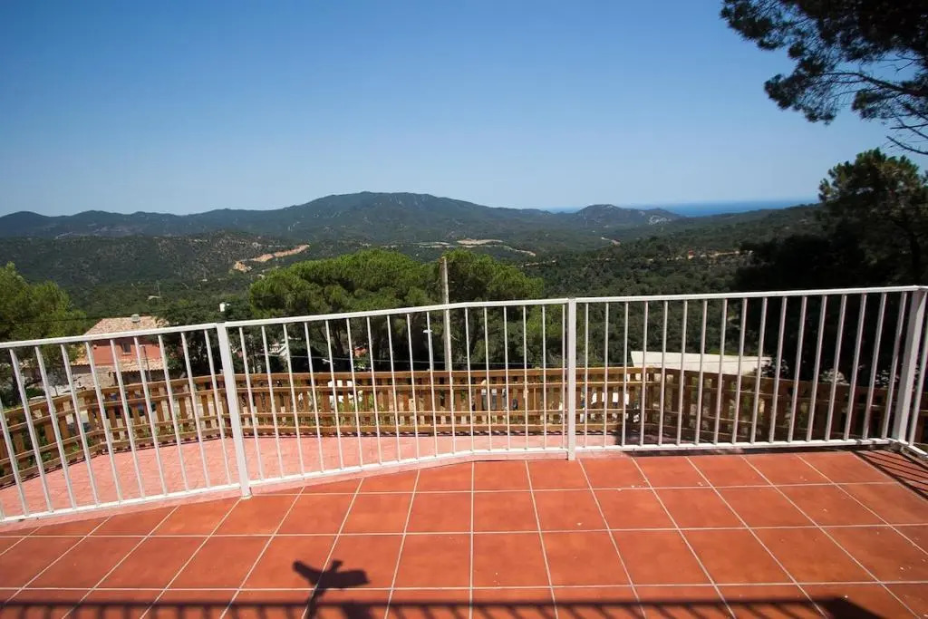 Catalunya Casas Fun and Frolic in Lloret del Mar 3500 meters to beach