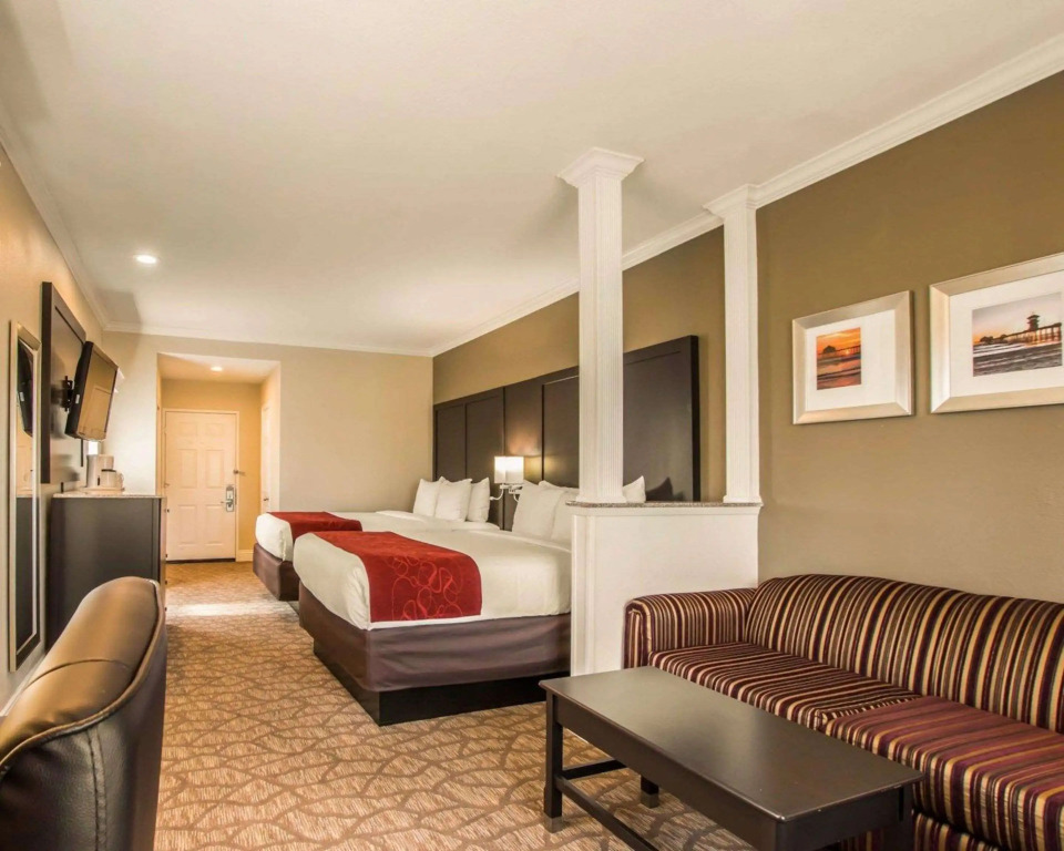 Comfort Inn & Suites Huntington Beach