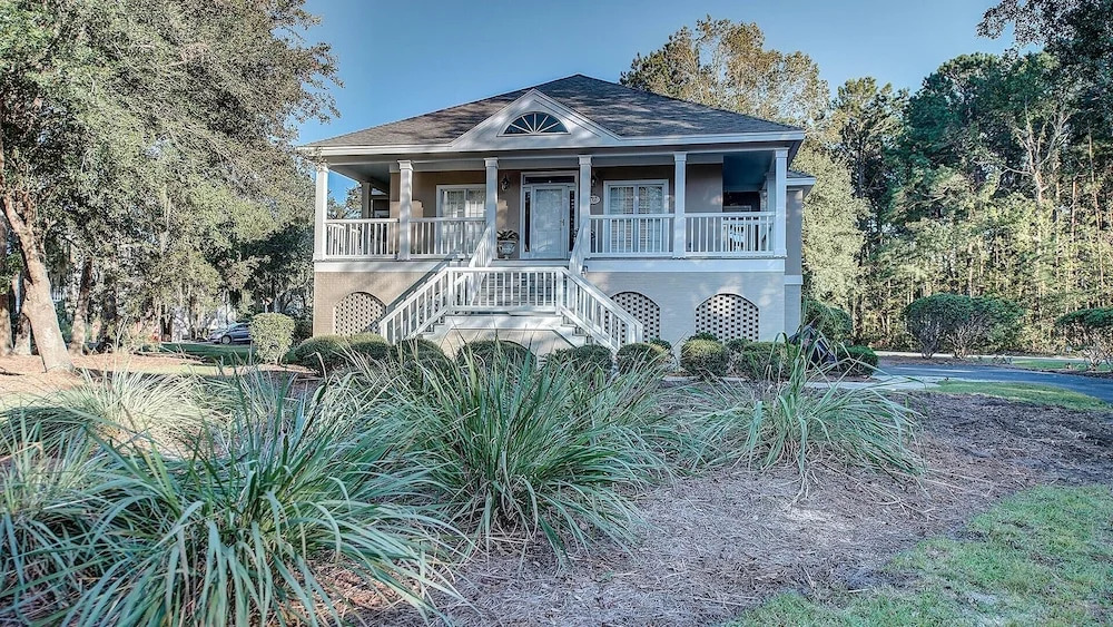 510 Grier 3 Br Villa by RedAwning