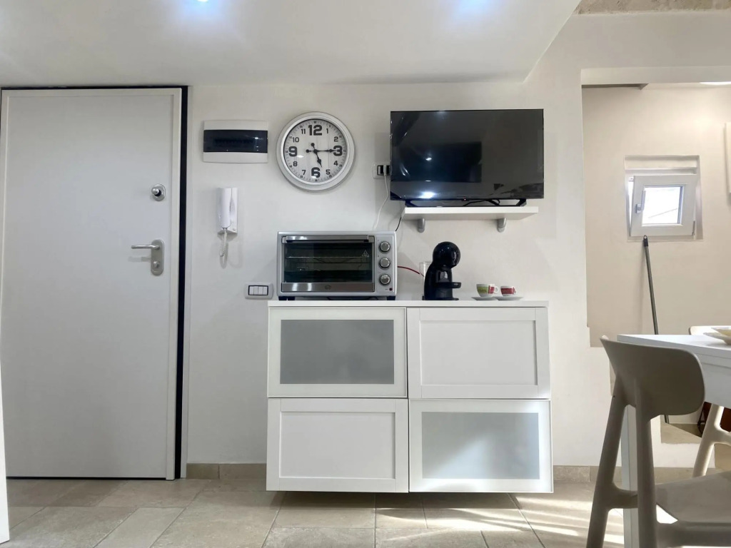 3 people, 1 bathroom, suitable for couples, central location, private terrace-Terrazza Cavour
