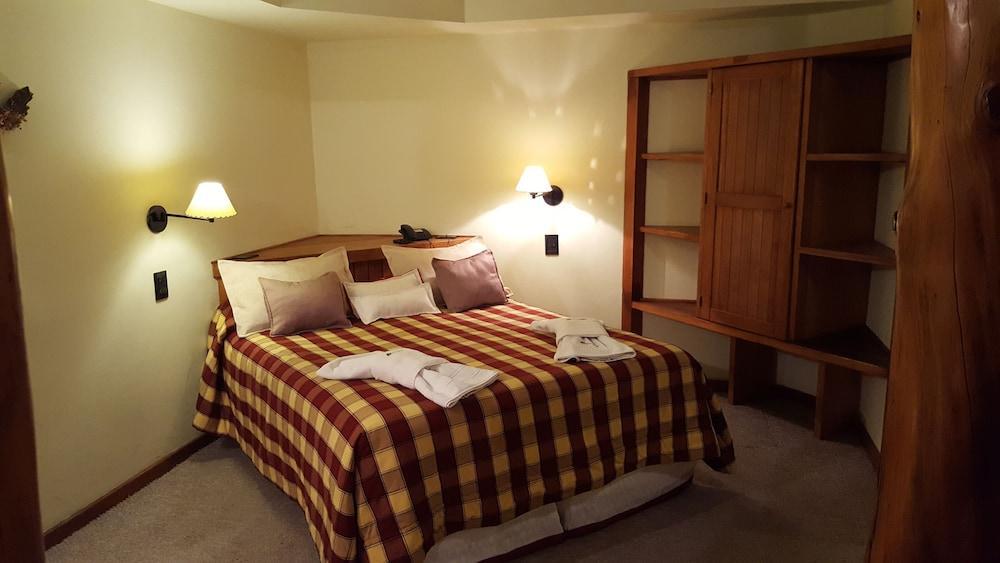 Casa Del Bosque Aparts