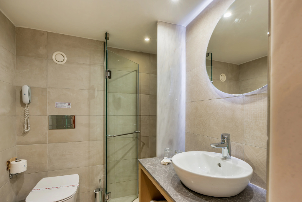 Minos Hotel