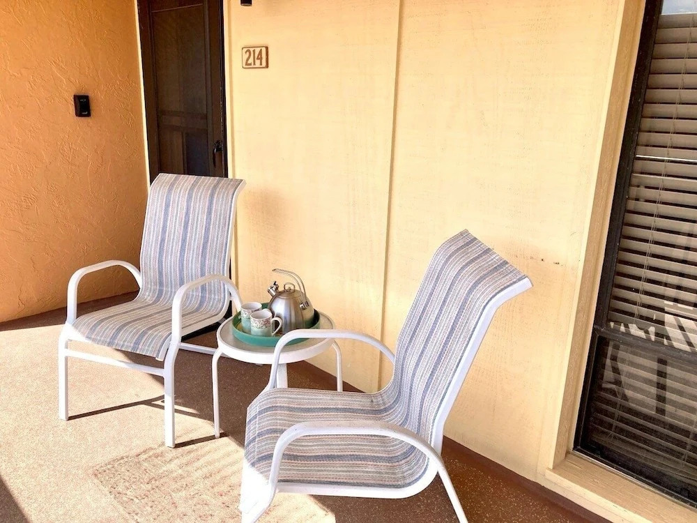 Playa Encantada 214 2 Bedroom Condo by RedAwning