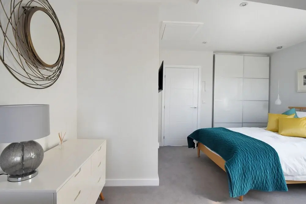 3 Grove Mews