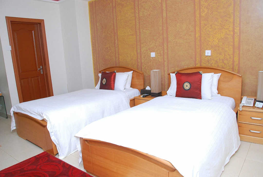 Airport West Hotel