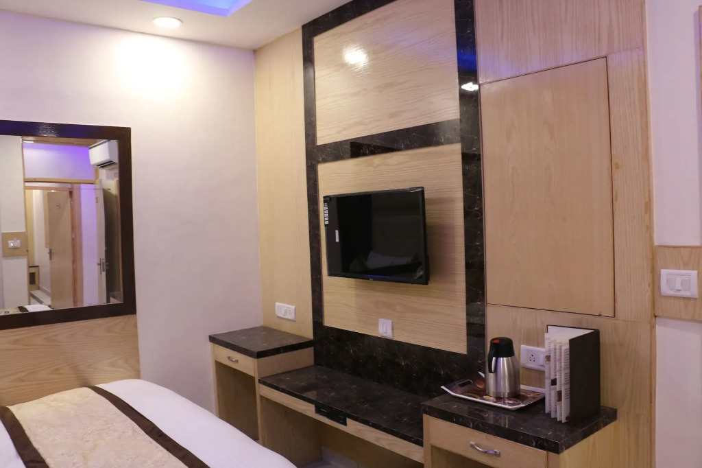 Hotel Karlo Kastle - Paharganj - New Delhi