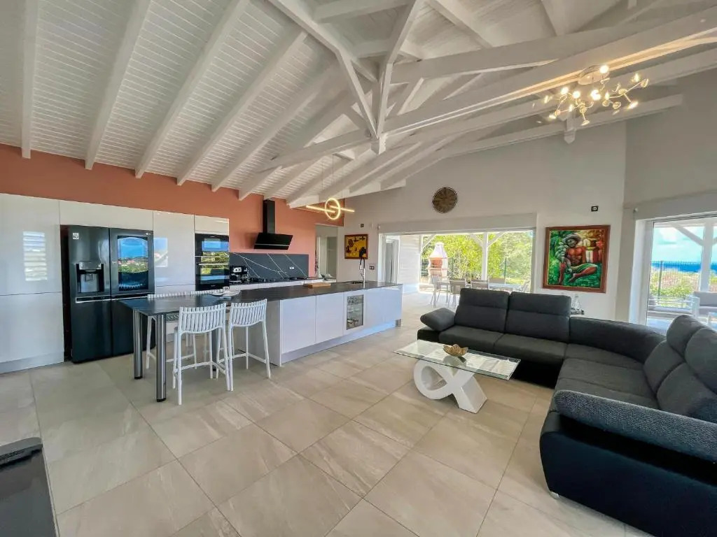 JADE - Villa Créole de Standing et de charme ,vue mer , proche des plages & piscine privée haut de gamme
