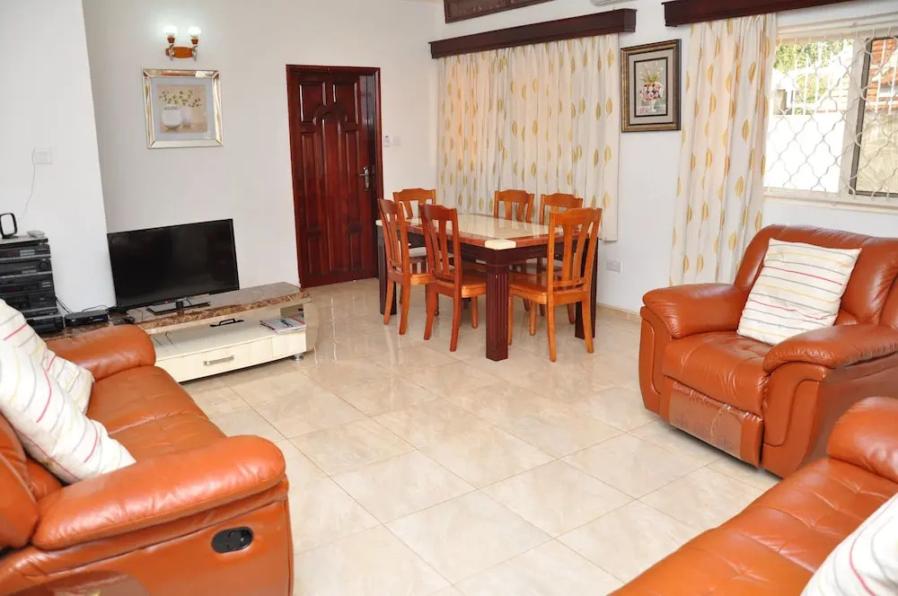 Muyenga Luxury Vacation Home