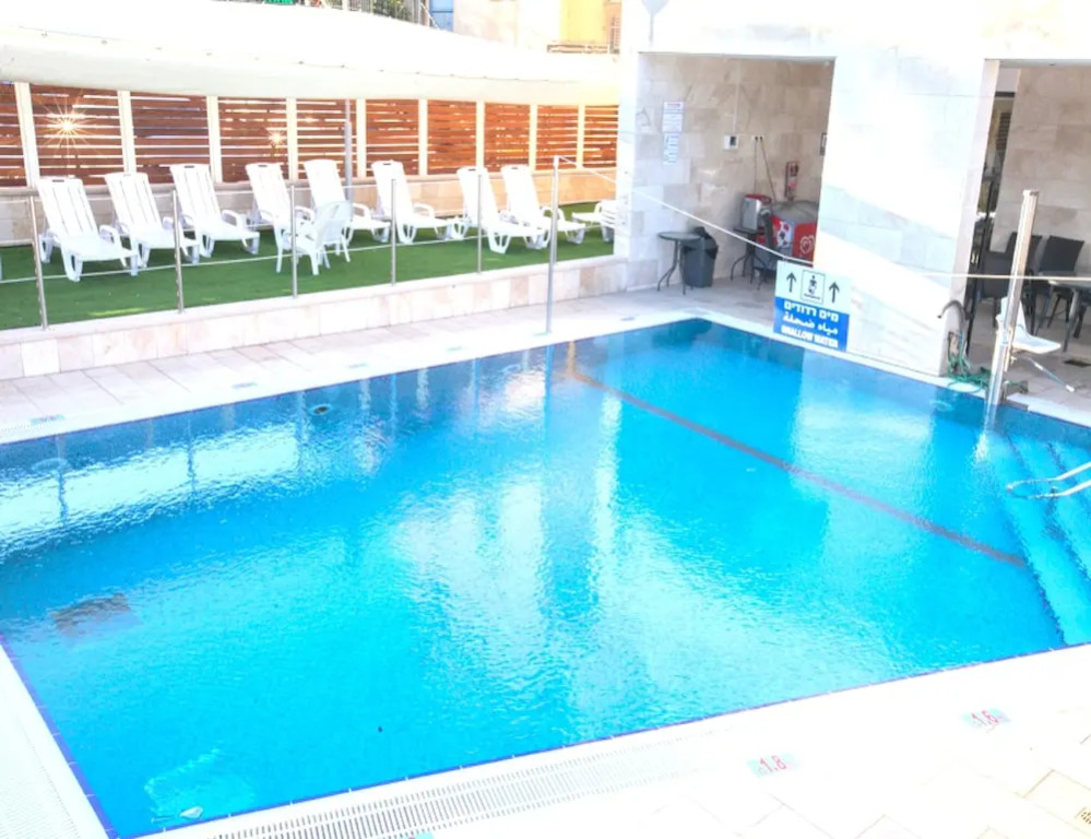 Emilys Hotel