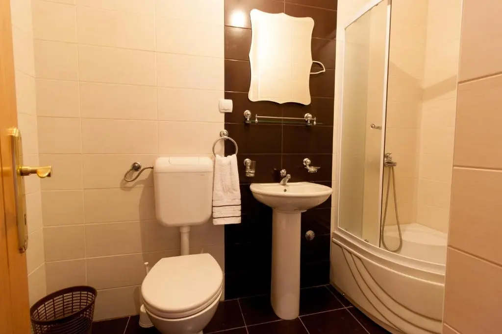 Art I Apartments