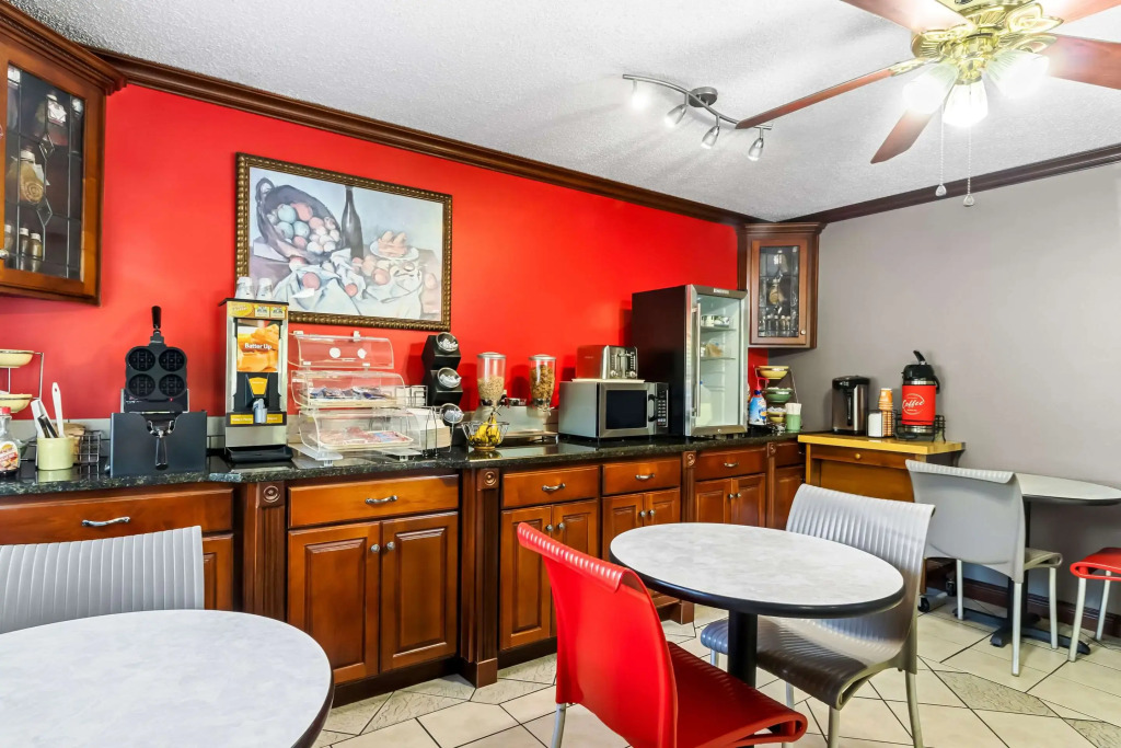 Econo Lodge Russellville
