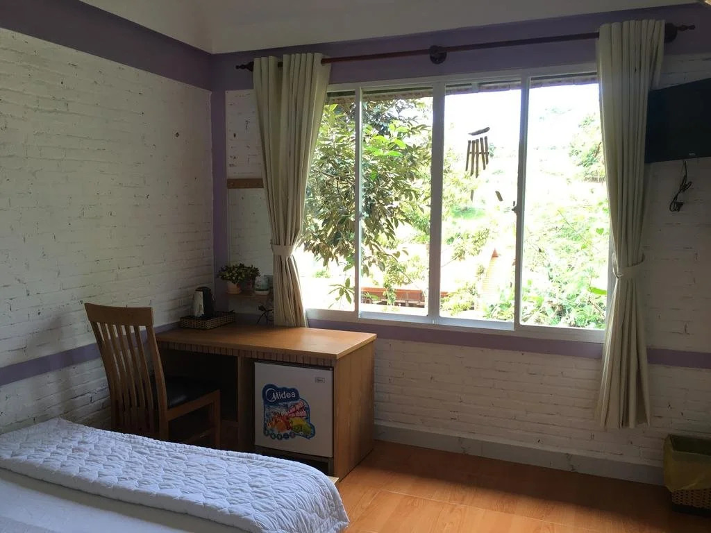 Dau Nguon Resort