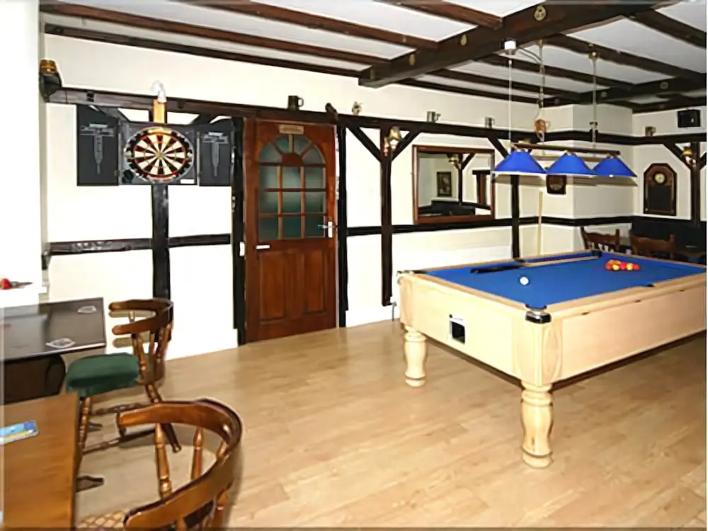 Clarendon Lodge - accommodation only