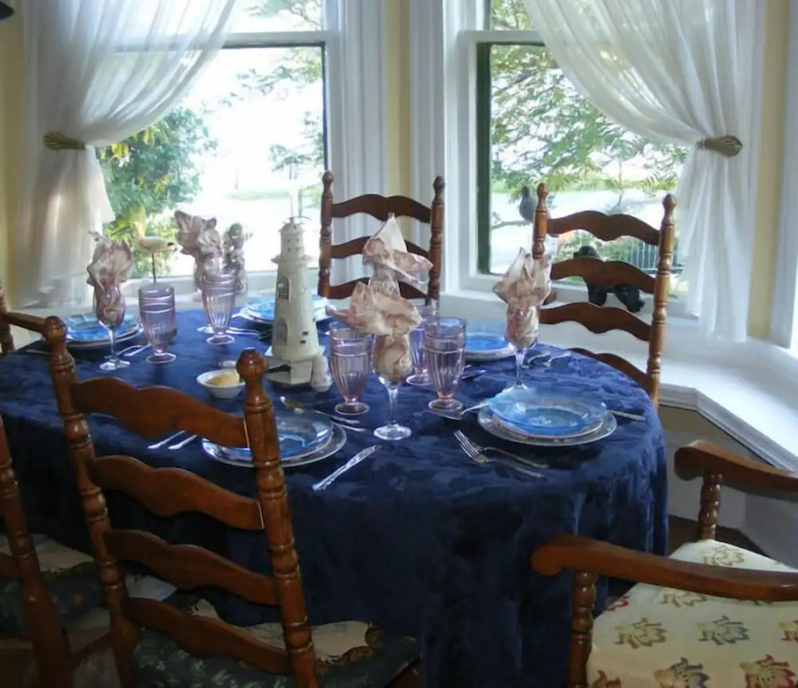 Rothesay House Heritage Inn B&B