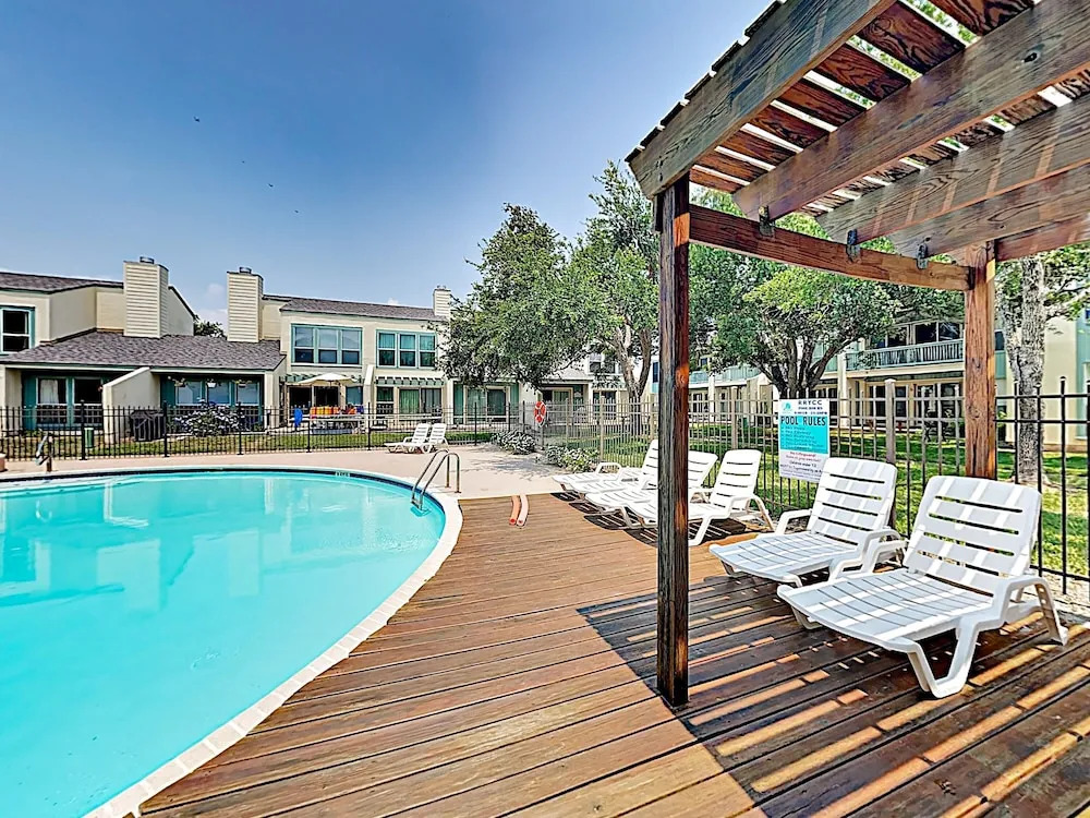 2003 Rockport - 2 Br Townhouse