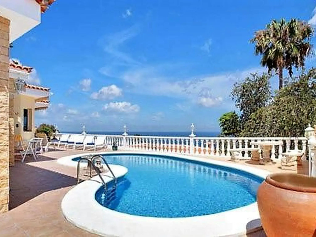Premium holiday home in Santiago del Teide with pool