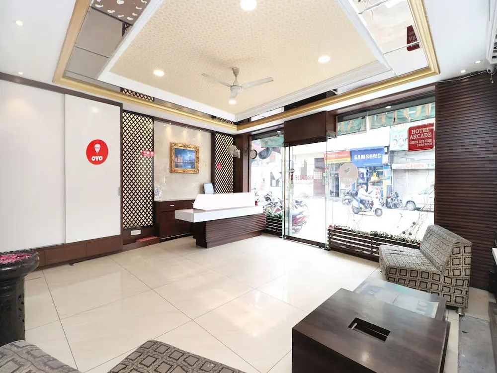 OYO 13788 Hotel Arcade