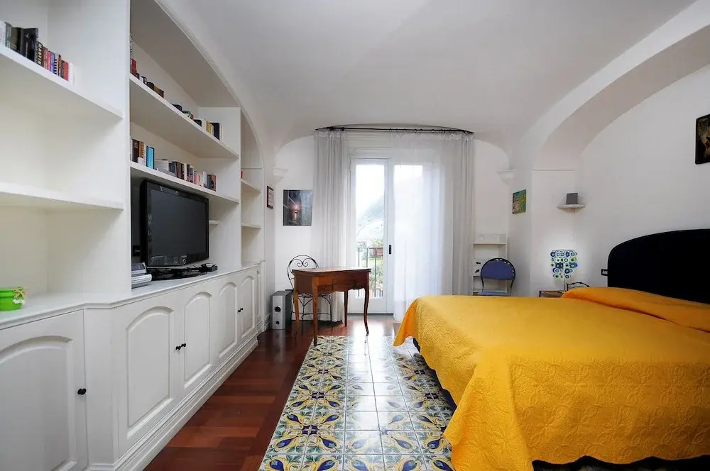 AMORE RENTALS - Villa Angelo