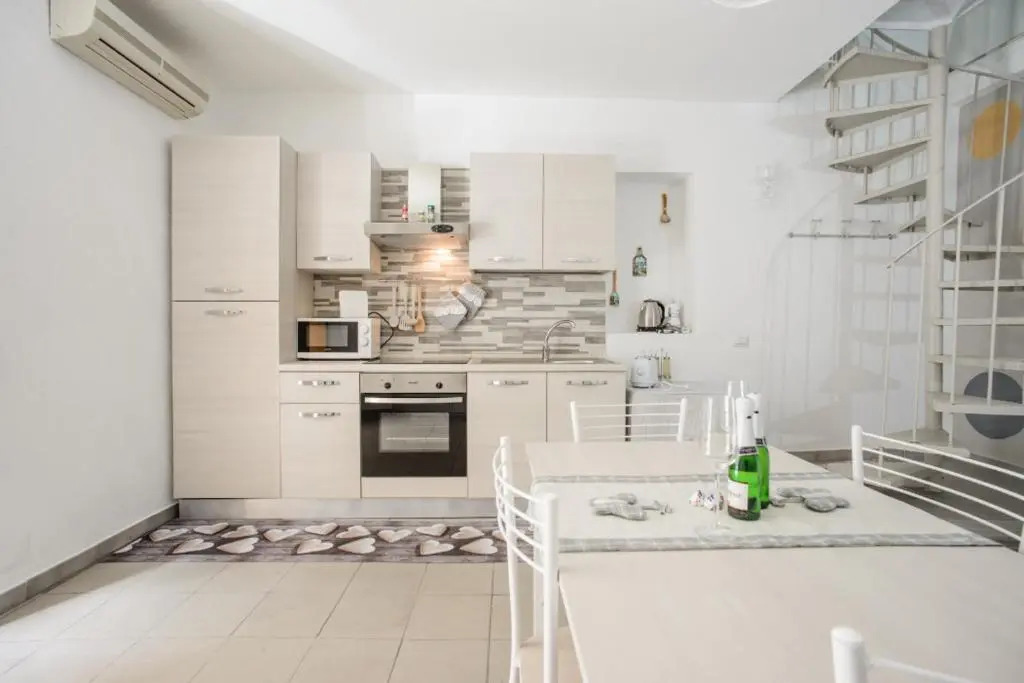 Your home in Napoli 2,0